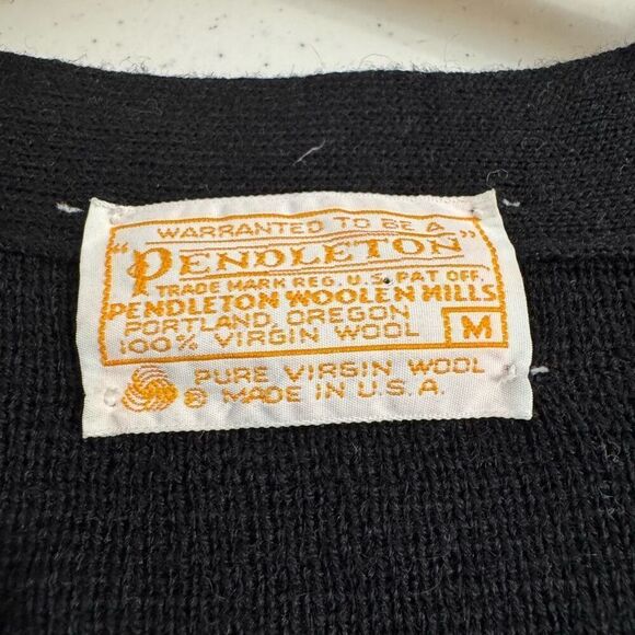 Pendleton Women’s Black Cardigan Sweater Size Medium 100% Virgin Wool Vintage - Picture 6 of 9